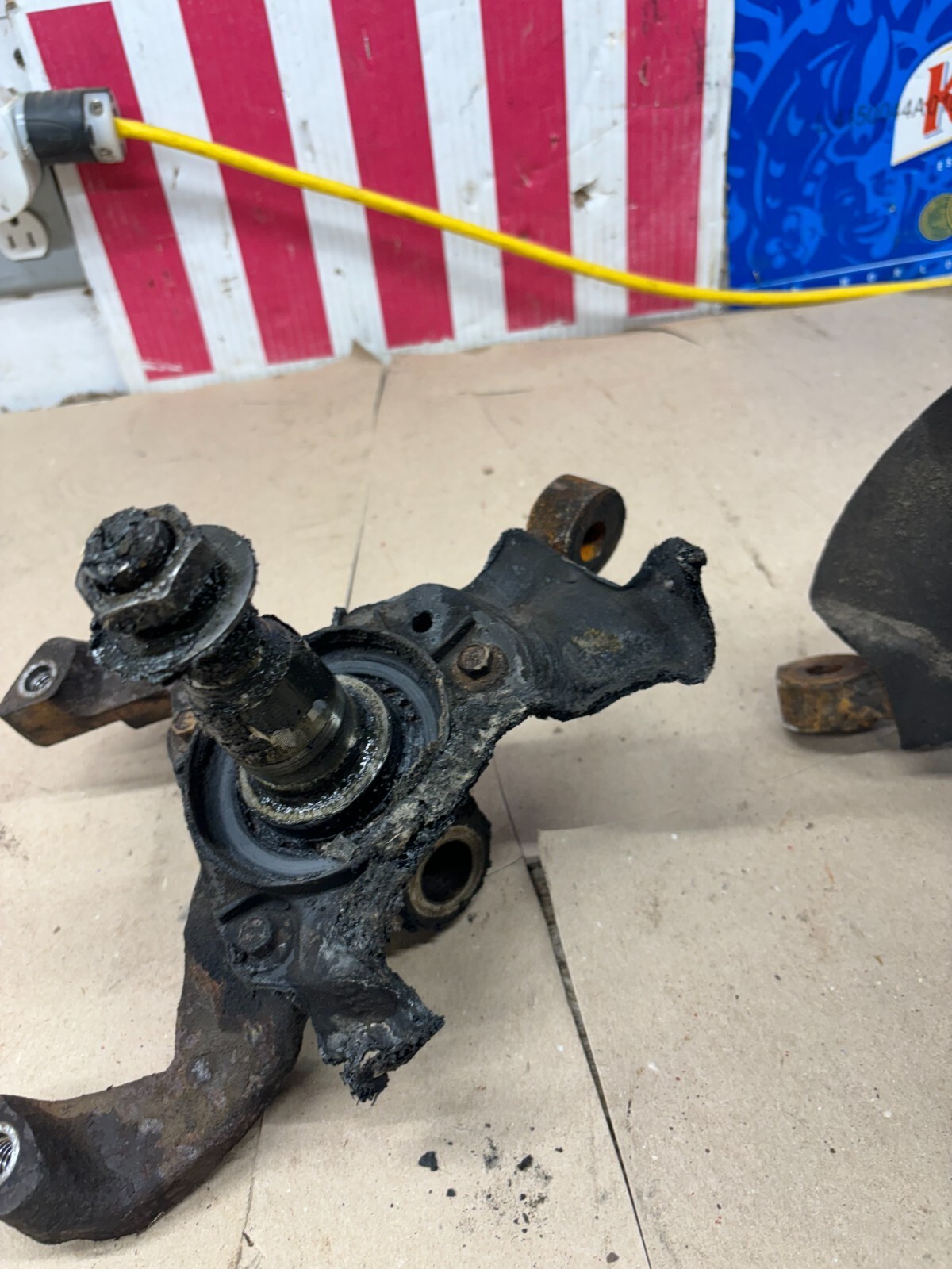 1979 80 81 82 83 84 85 86 FORD MUSTANG CAPRI FRONT DISC BRAKE SPINDLES SPINDLE S