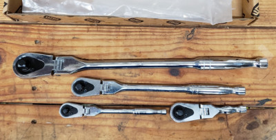 GEARWRENCH 4 Pc. 1/4, 3/8'' & 1/2'' Drive 84 Tooth Flex Head Teardrop Ratchet Set