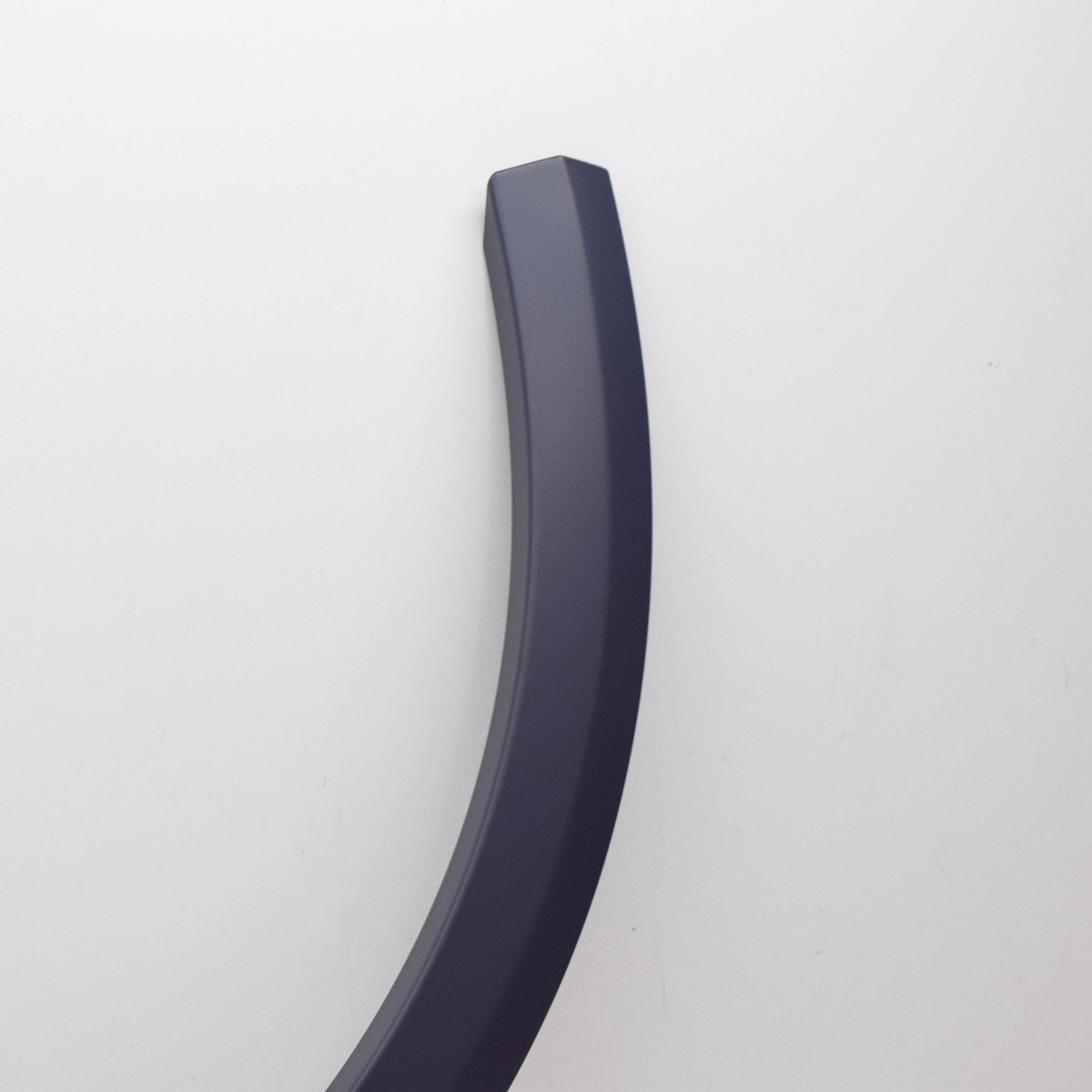 NEW AUDI Q2 GA FRONT LEFT FENDER WHEEL ARCH MOLDING 81A853717AGRU 