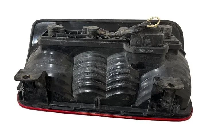 VW CADDY II Variant 9K9B Rücklicht hinten links 2K0945111A 1.60 Petrol 26566594 - Immagine 4 di 4