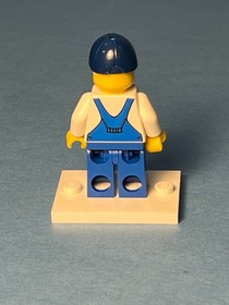 LEGO City Town Minifig cty0765 - Beach Janitor - No Scratches/Cracks