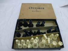 Vintage Rottgames Chessman Chess Set Made in USA Plastic w/ Felt on Bases
