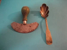 ANTIQUE SMALL CHOPPER SUGAR SPOON KITCHEN TOOLS NEW ENGLAND ESTATE FRESH