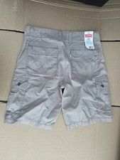 Levis Vtg Cargo Shorts men  s 33 WAIST