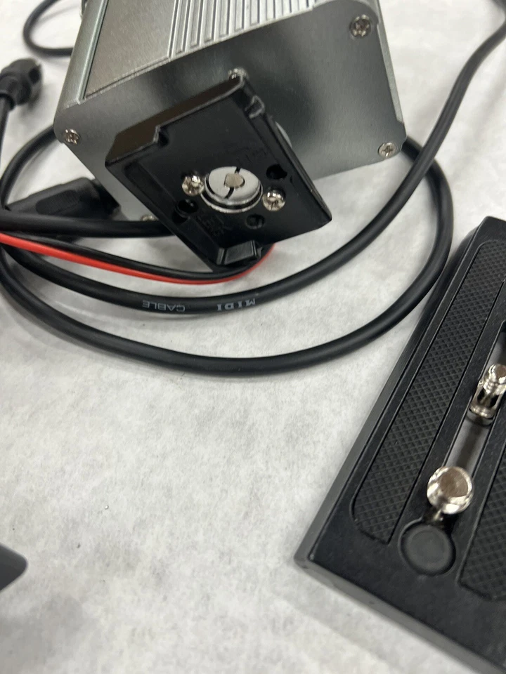 Pan Head Tripod Mount With Joystick And 25ft Cord - Image 3 of 4