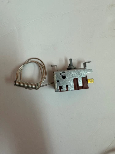 800358 Danfoss freezer thermostat 5 FOR $ 60.00