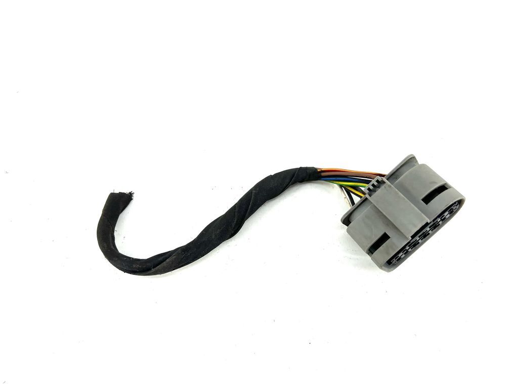 Mercedes-Benz C W204 2011 Headlight wiring loom harness 
