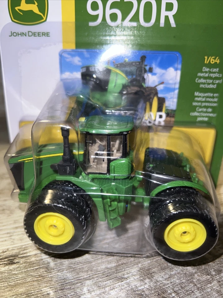 1/64 Scale John Deere 9620R 4wd Tractor With Triples Die-cast Ertl - Image 2 of 4