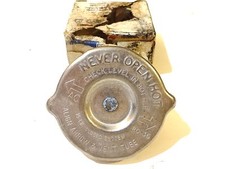 1978-1984 Gm Olds Buick Chevy Pontiac Car Truck Radiator Cap Nos