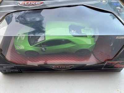 Luxe 1/14 Scale Lamborghini Huracan Performante Radio Control Car NIB