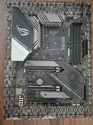 ASUS ROG Strix X570-F Gaming AM4 AMD Mainboard (90MB1160-M0EAY0)