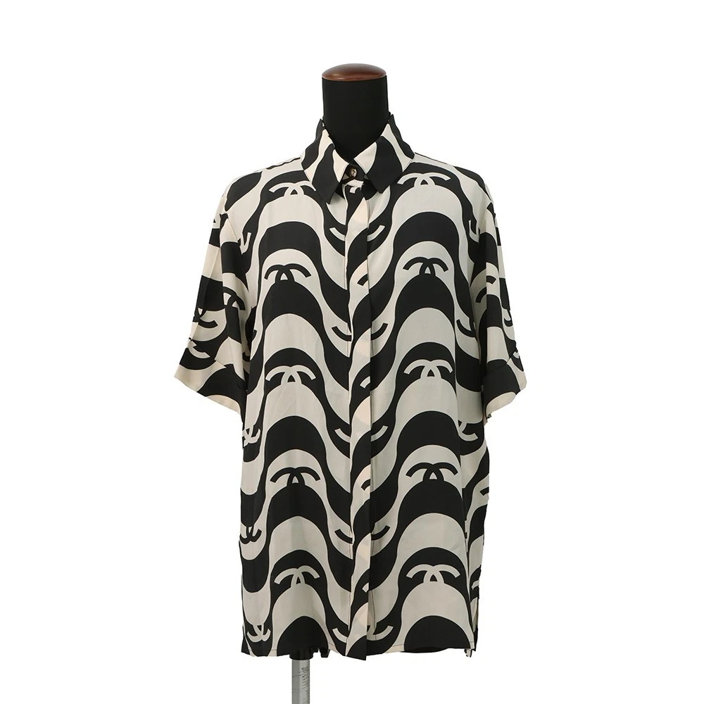 Chanel — CHANEL CC Logo Wave Shirt Size 36 Silk100% Cream/Black P70211