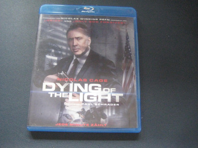 '' Dying of the Light - Jede Minute zählt '' Blu Ray auf  Splendid Film