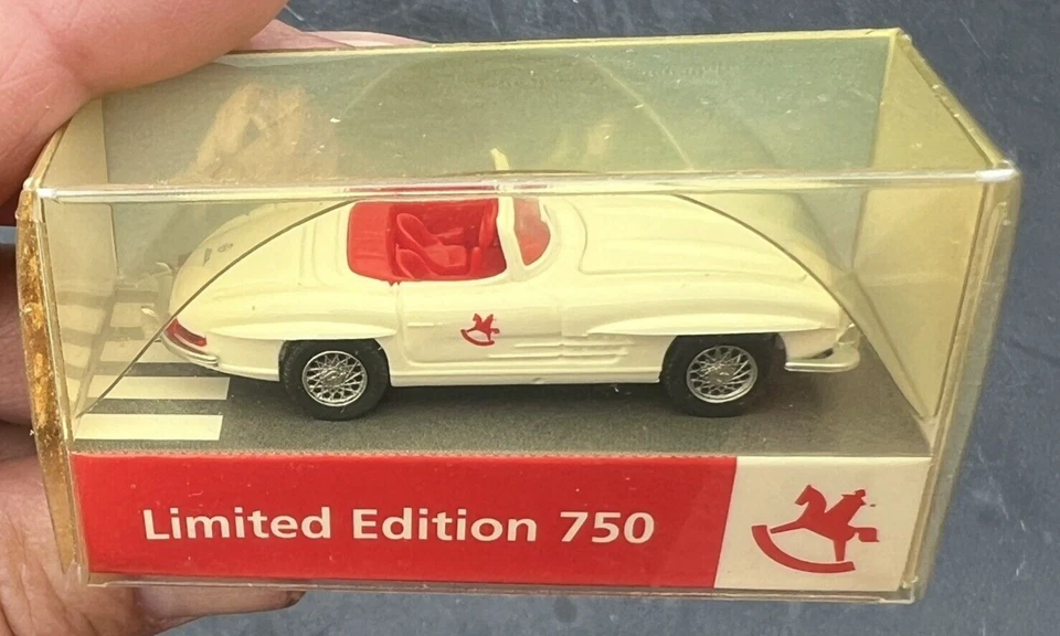 Wiking MERCEDES BENZ 300 SL Souvenir Car for 2011 Toy Fair - One of 750 - NRFB - Image 2 of 4