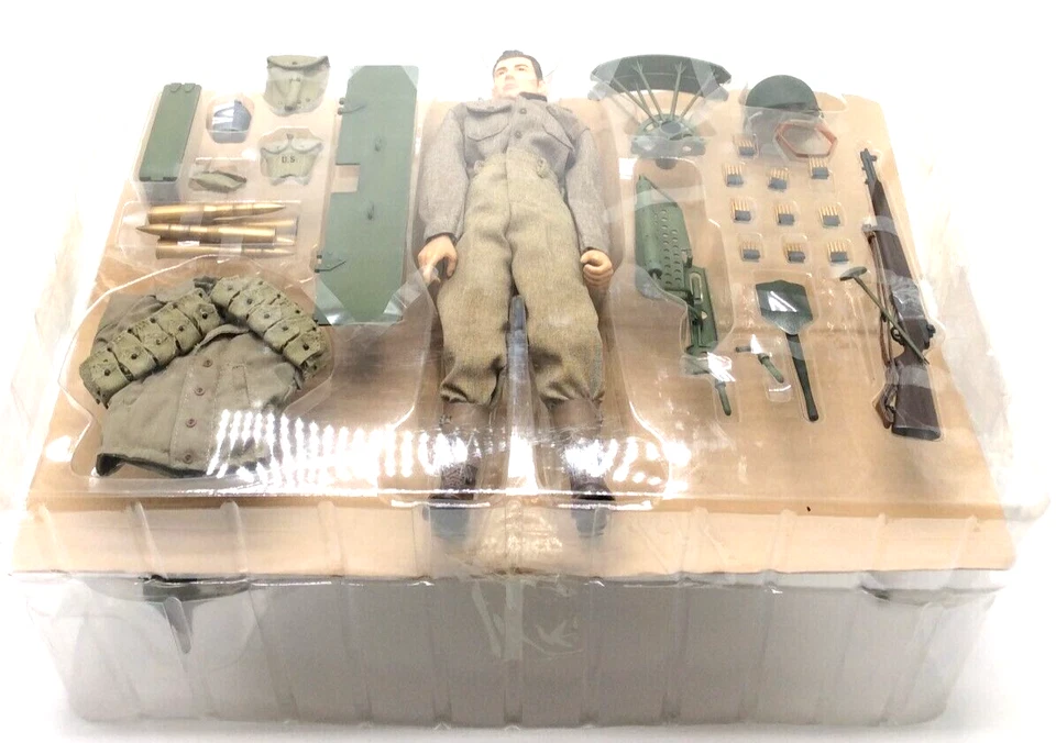 DRAGON 1/6 Scale WWII US M3 37mm Anti-Tank Gun W/Gunner Tom Hackett #70680 - Image 2 of 4