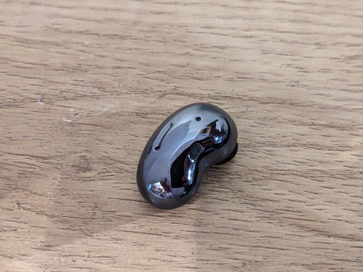 Right ear ONLY Samsung Galaxy Buds Live earbuds headphones