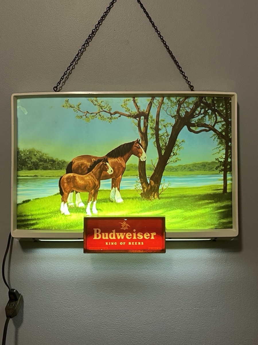 Vintage 1950s BUDWEISER Beer Clydesdale Horses Bar Light Sign