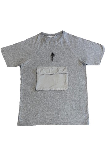 🩶PRELOVED Trapstar Front Pocket T-shirt • Men’s Size Medium 🩶