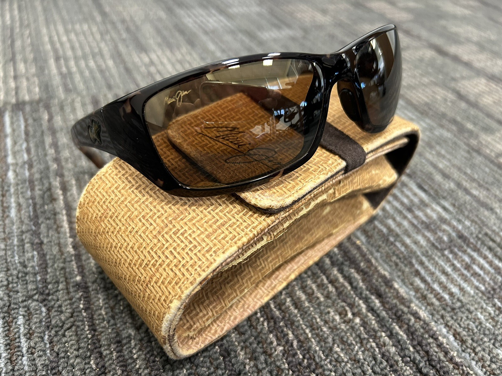 MAUI JIM CANOES MJ 20810 BROWN TORTOISE HCL BRONZE POLARIZED