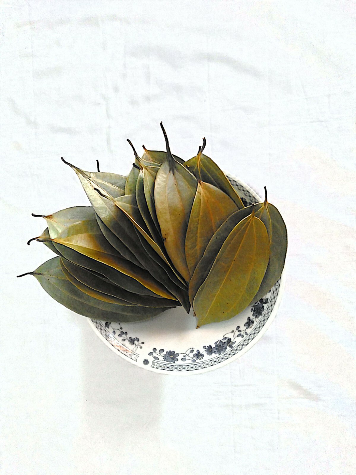 Ceylon Cinnamon sun dried leaves,Tej patta,Indian bay leaves,Organic Natural Her