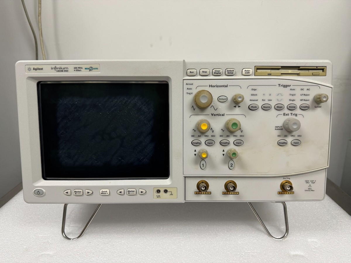 Agilent 54830B Infiniium Oscilloscope, 2 Channels, 600 MHz, up to