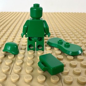 LEGO Toy Story: Green Army Man Medic, KIT, BASE, toy001, 7595, ON PATROL, 2010