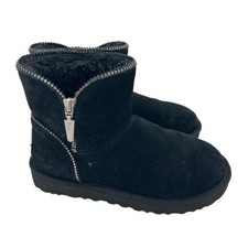 UGG Bailey Zip Short Boots Women's Size 7 Black Suede Shearling