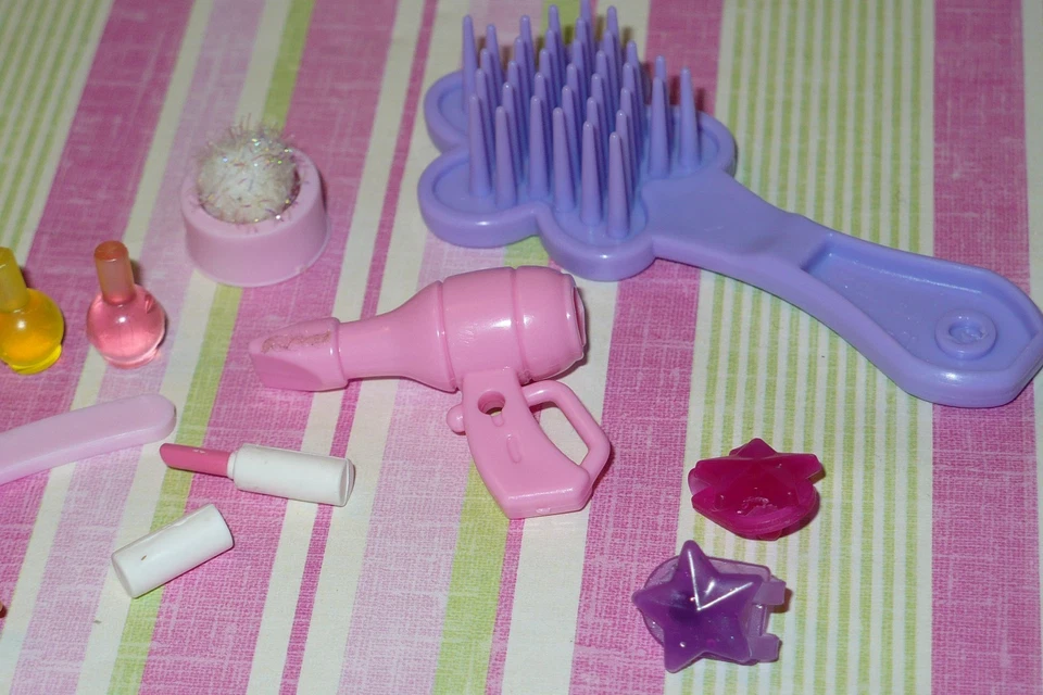 Accesorios para muñecas Barbie Mattel ~ Wee 3 Friends ~ Stacie Sleepover ~ MAQUILLAJE PELO Foto 3 de 4