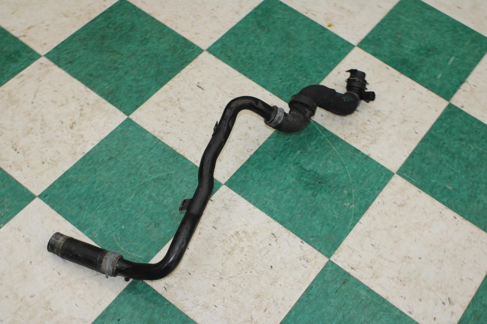 Bentley Flying Spur 2013-2018 Lower Hose pipe