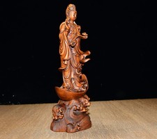 Collect Small Leaf Boxwood Gold Ingots and Auspicious Guanyin Ornaments