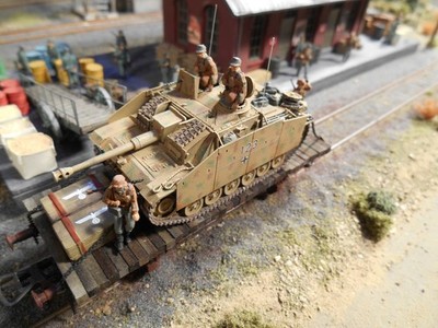 HO Roco Minitank 6th Panzer Army Tank Car with Soldiers A2821 Custom Detail