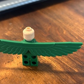 LEGO Marvel 76059 Spider-Man: Doc Ock's Tentacle Trap Vulture Wings Minifigure