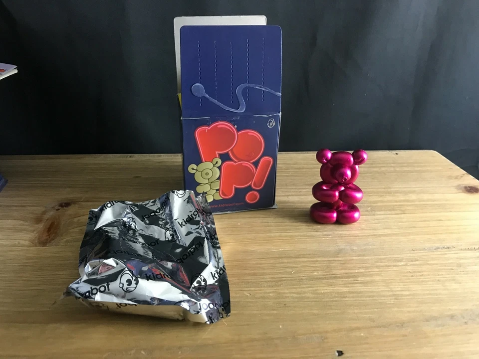 KIDROBOT POP! SUPER SHINY MINI PINK BEAR BALLOON ANIMAL DESIGNER TOY FIGURE - Image 2 of 4