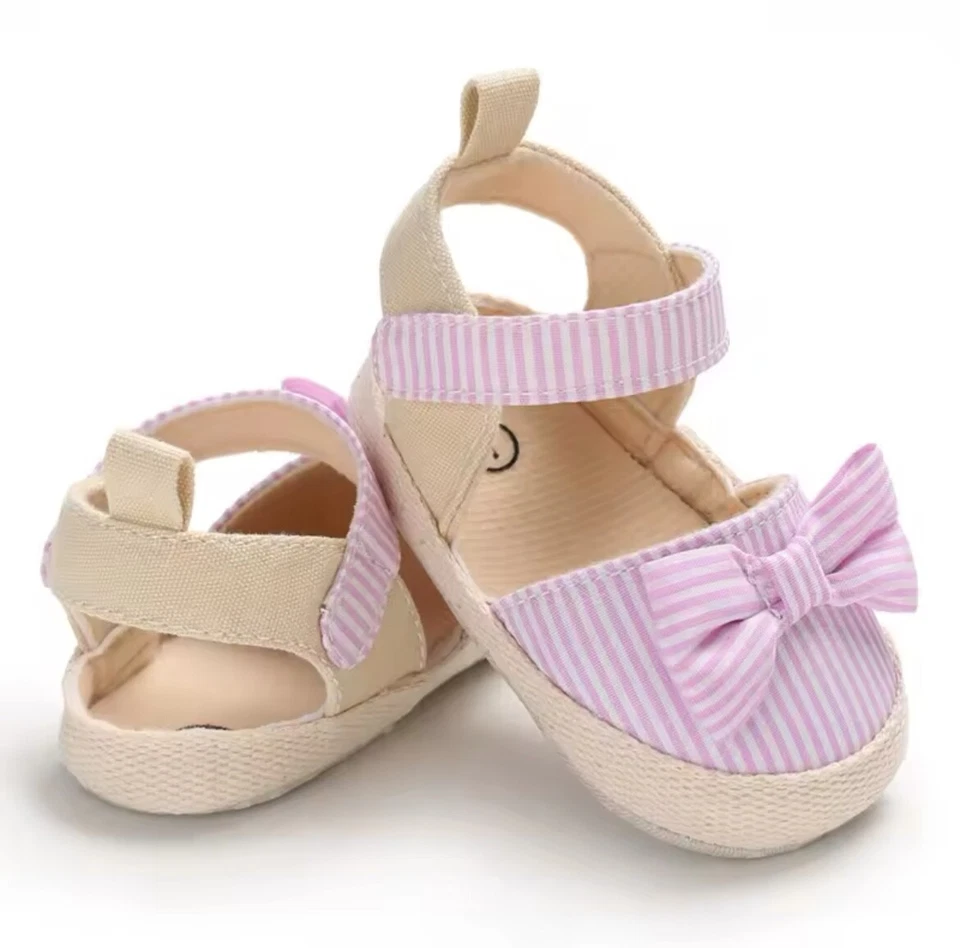 Sandalias de verano para bebé niña - suela suave, diseño de lona con lazo Foto 3 de 4