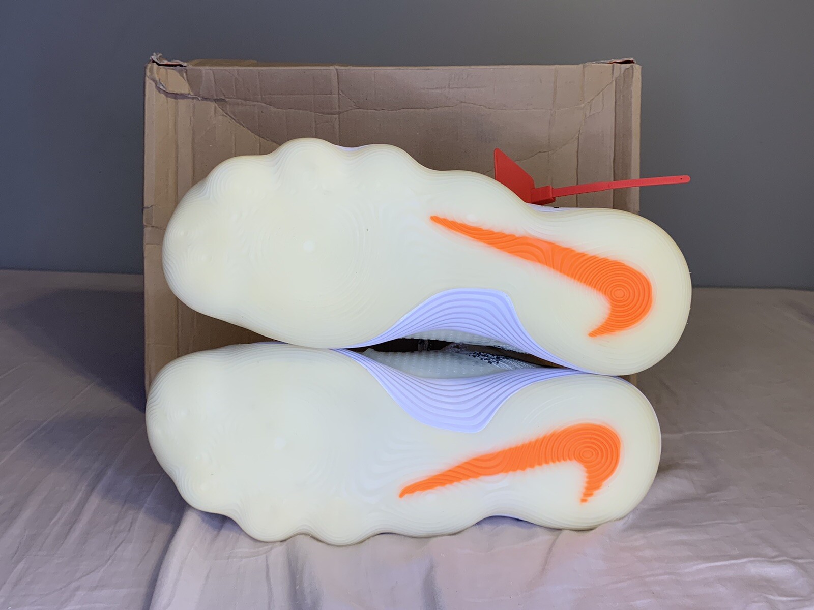 2017 white hyperdunks