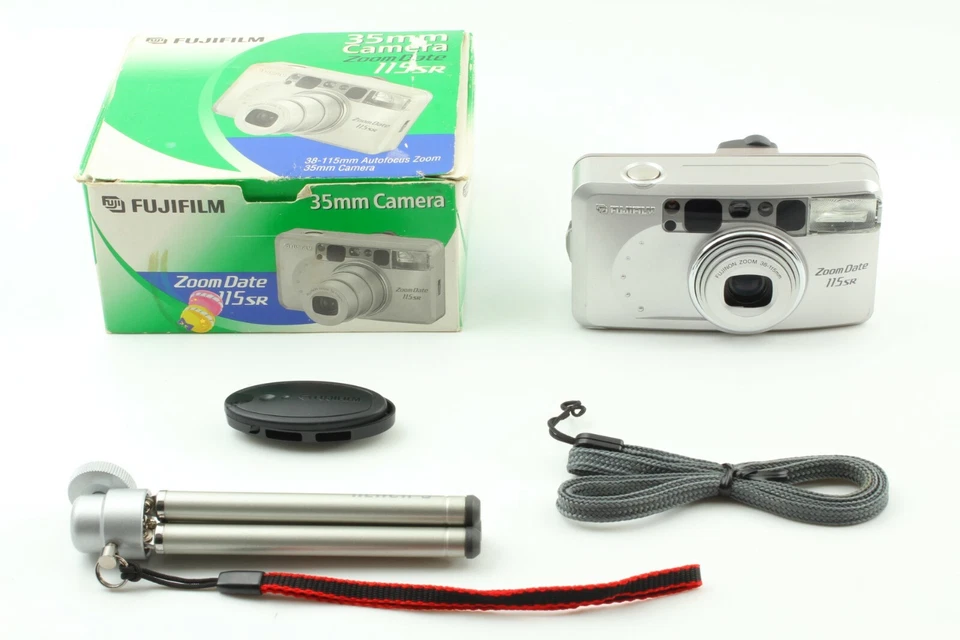 🚀🎁《COMO NUEVA EN CAJA》Cámara fotográfica Fujifilm Zoom Fecha 115SR plateada 35 mm de JAPÓN✈✈✈✈ Foto 2 de 4