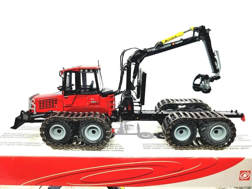 Komatsu Valmet 890.3 Forwarder - Sword 1:50 Scale Diecast Model #SW3007 New - Image 2 of 4