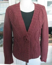 CABI WOMEN'S SIZE MEDIUM WOOL CARDIGAN, CABLE KNIT, WINE COLOR