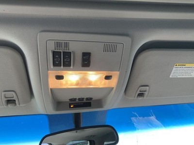 Roof Console With Sunroof OEM 12-14 SUBURBAN 1500 1332294