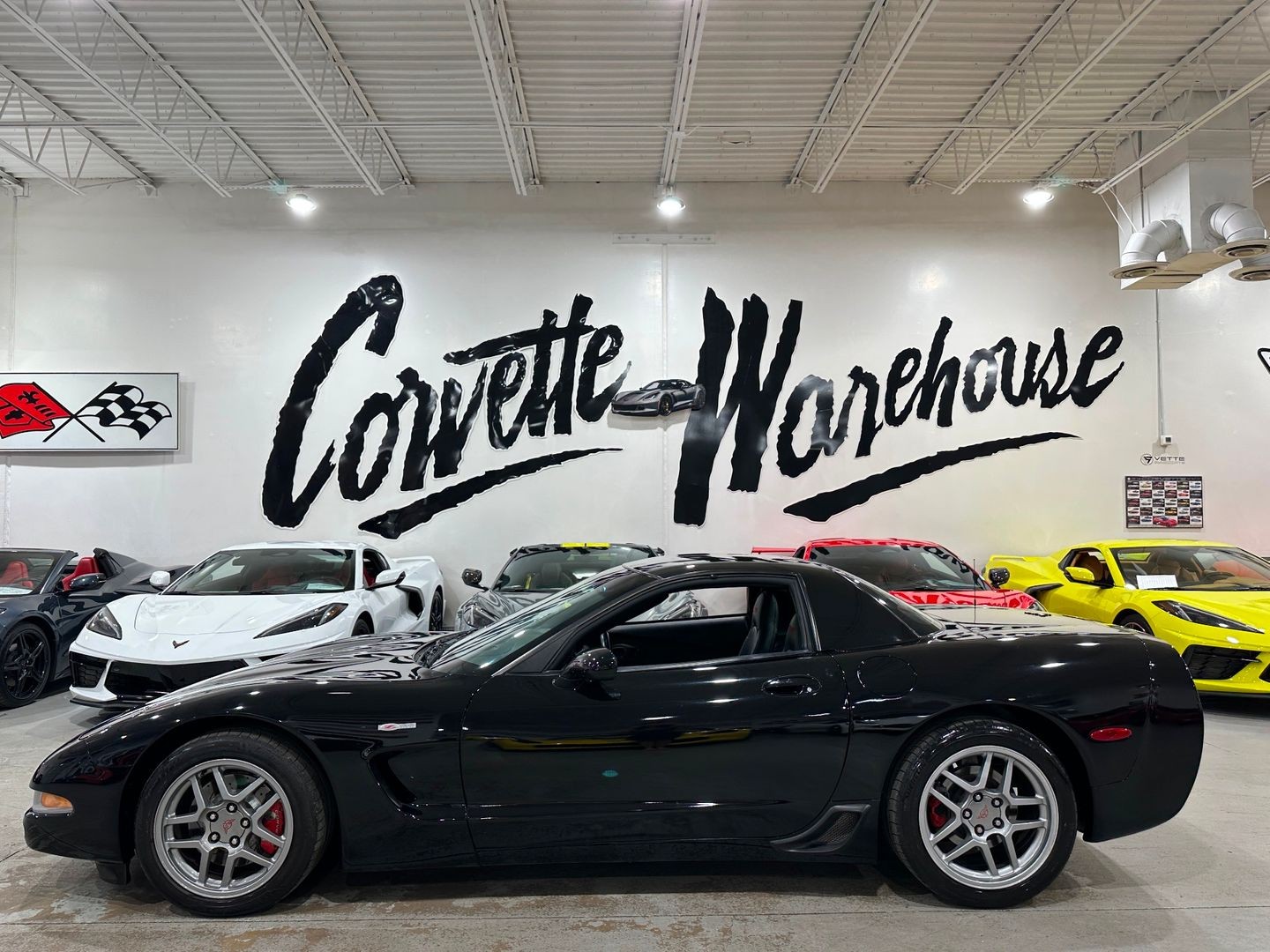 2004 [41U] Black Chevrolet Corvette   | C5 Corvette Photo 2