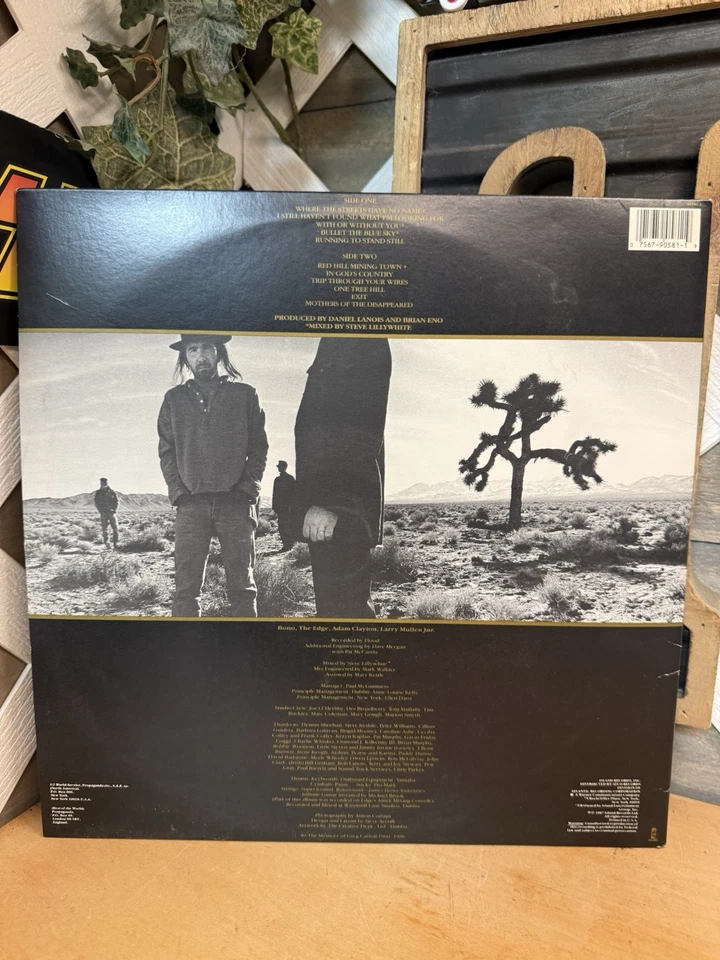 U2 - The Joshua Tree LP 1987 Island Records 7 90581-1 VG/VG+ - Image 2 of 4