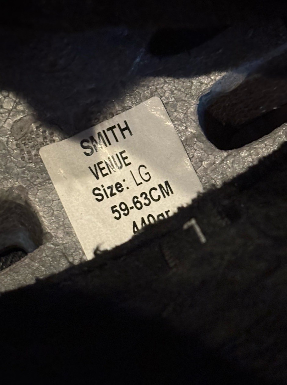 SMITH VENUE Ski / Snowboard Red Winter Sport Helmet SZ Large (59-63 cm) Nice