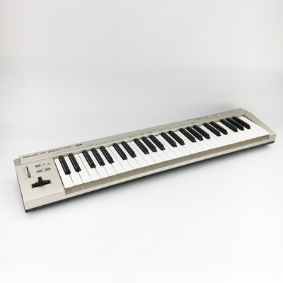 Roland ED PC-300 Midi Keyboard Controller - Silber - getestet