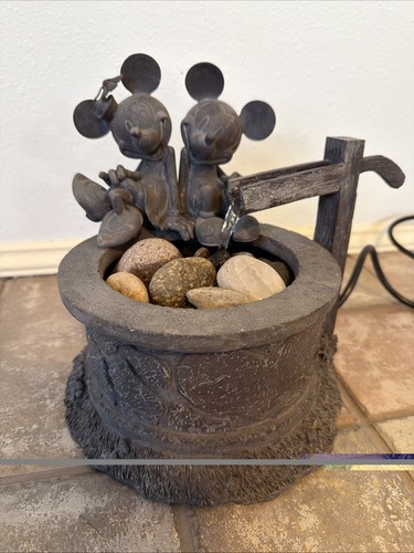 Vintage Disney Mickey & Minnie Mouse Statue Water Fountain 9.75" Table
