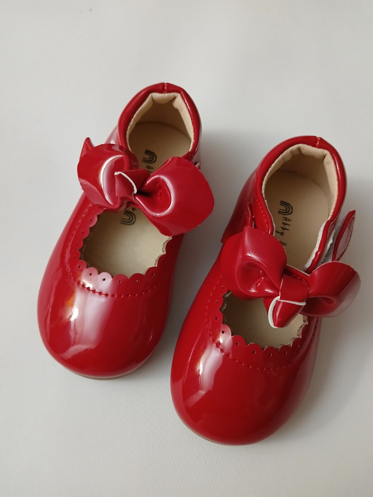 Red Patent Leather Sz 21 (5.5 Us) Bow Trim Hook And Loop Close New
