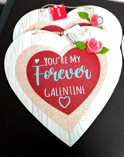 valentine Day Sign Wreath Sign Heart Shape Wooden Hanging Decoration Set of 4 - Picture 2 of 4