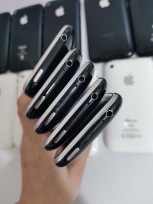 Apple iPhone 3G 3GS - 8GB 16GB 32GB - Black White - Usedphone