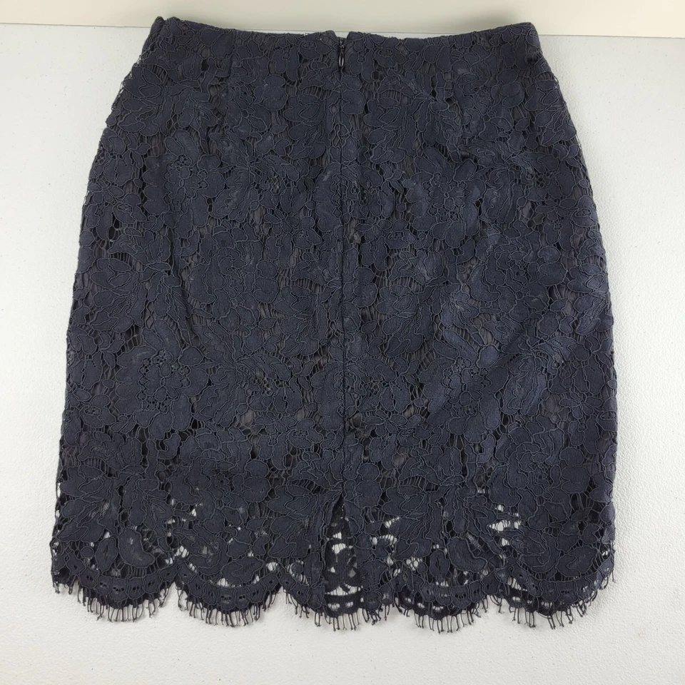 Mini saia de renda Banana Republic floral crochê zíper traseiro pequeno sólido 2 feminina - Imagem 3 de 4