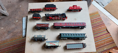 Fleischmann Eisenbahn  Konvolut Fleischmann Eisenbahn Loks, Wagons, Gleise.