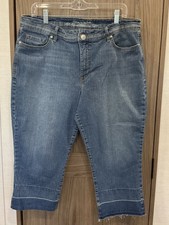 Gloria Vanderbilt All Around Slimming Effect Capri Jeans Size 16